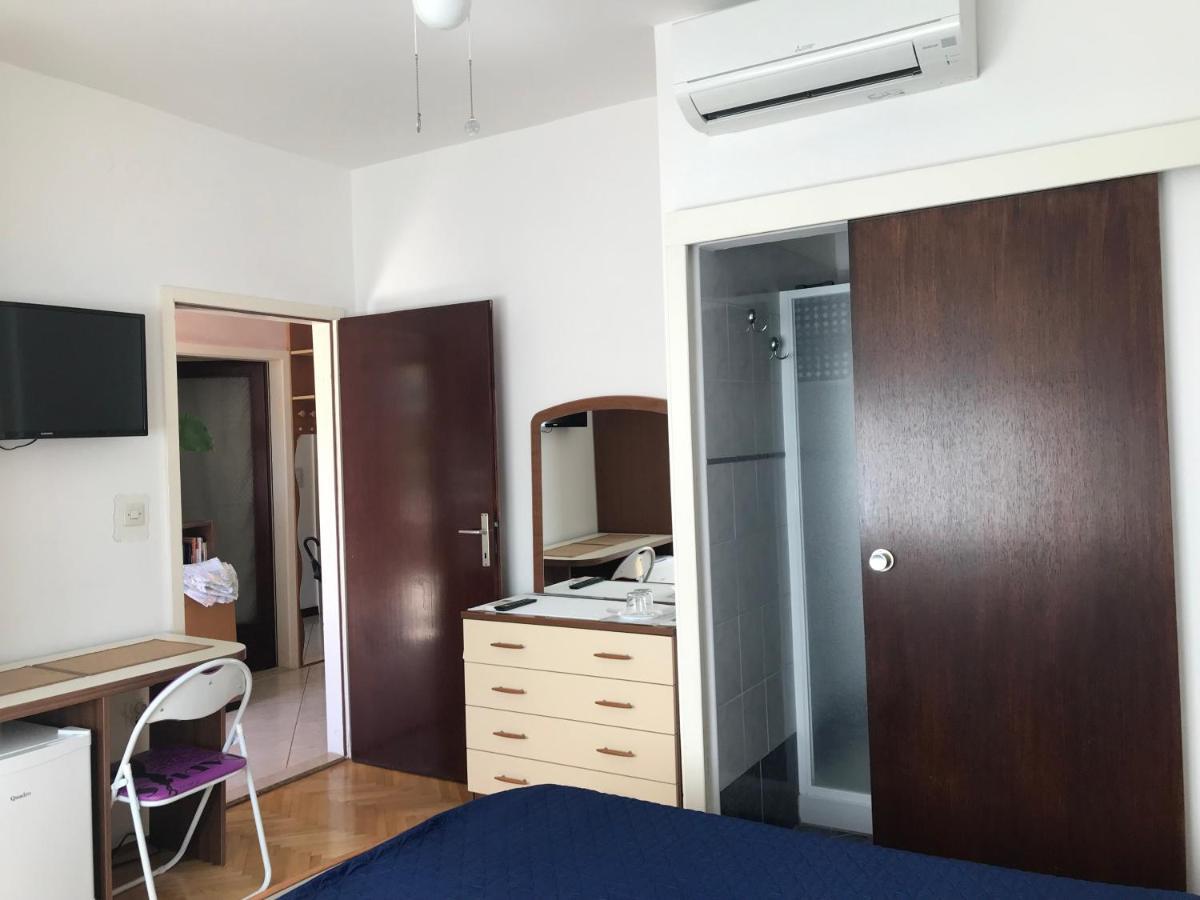 Appartement Sobe Stefanija à Umag Extérieur photo